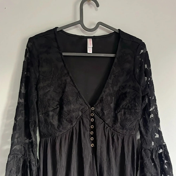 Black Lace Bell Sleeve Dress, boho black dress size small - Picture 3 of 5